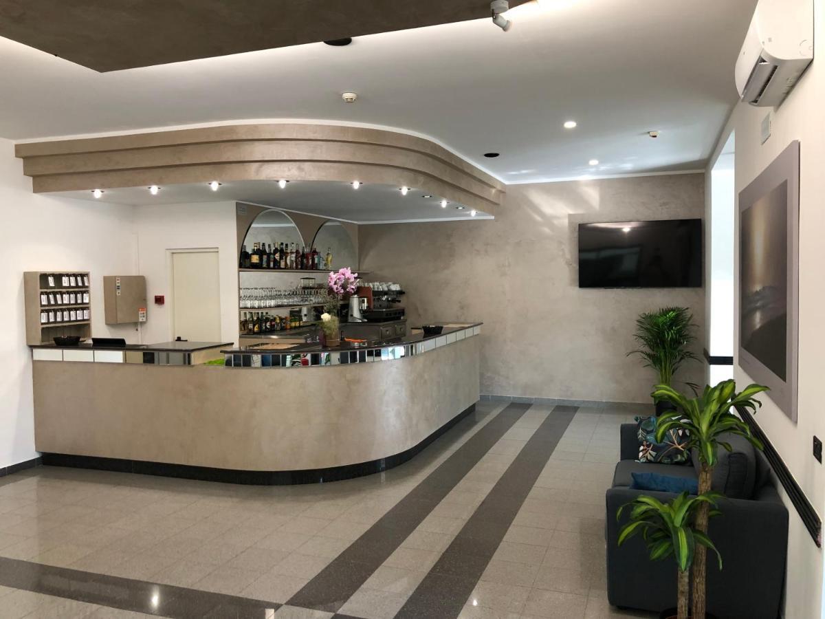 Vinsea Hotel 贝拉里亚-伊贾马里纳 外观 照片